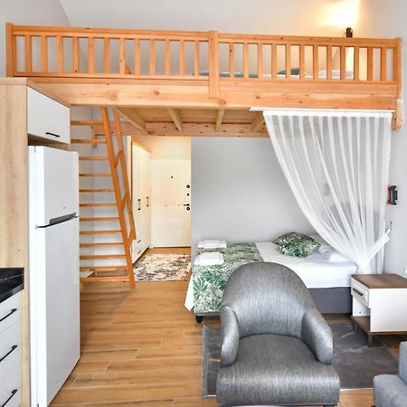 فتحية Red Moon Suites المظهر الخارجي الصورة